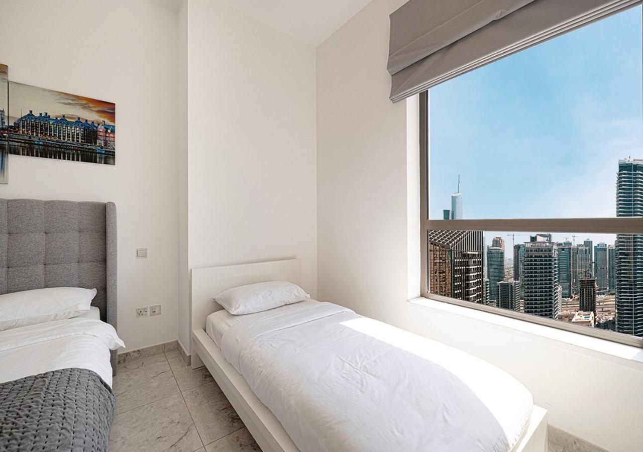 Luxury Beachfront 2Bd Apt, Shams, Jbr Dubai Luaran gambar